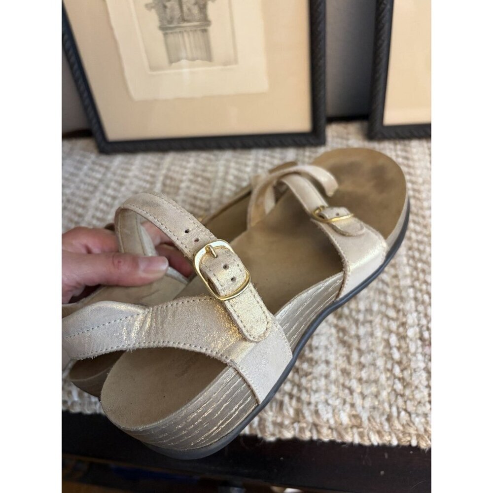SAS Pampa Toe Loop Sandal in Fantasia Copper Gold Crinkle size 7.5 - Picture 6 of 8